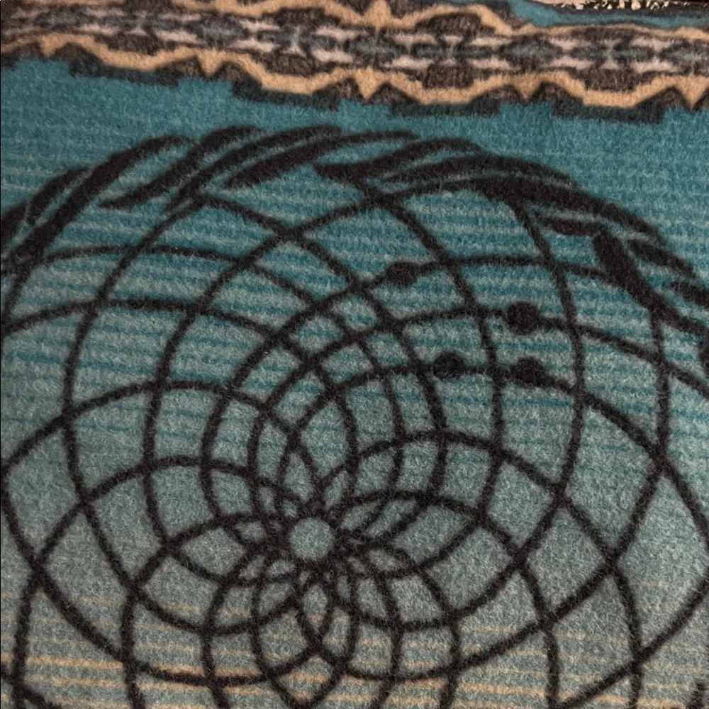 Pendleton Dreamcatcher Design Baby’s Blanket. - Picture 12 of 13